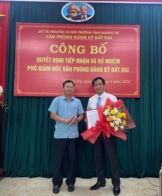 Công bố Quyết định bổ nhiệm chức vụ Phó Giám đốc Văn phòng Đăng ký đất đai tỉnh Quảng Trị
