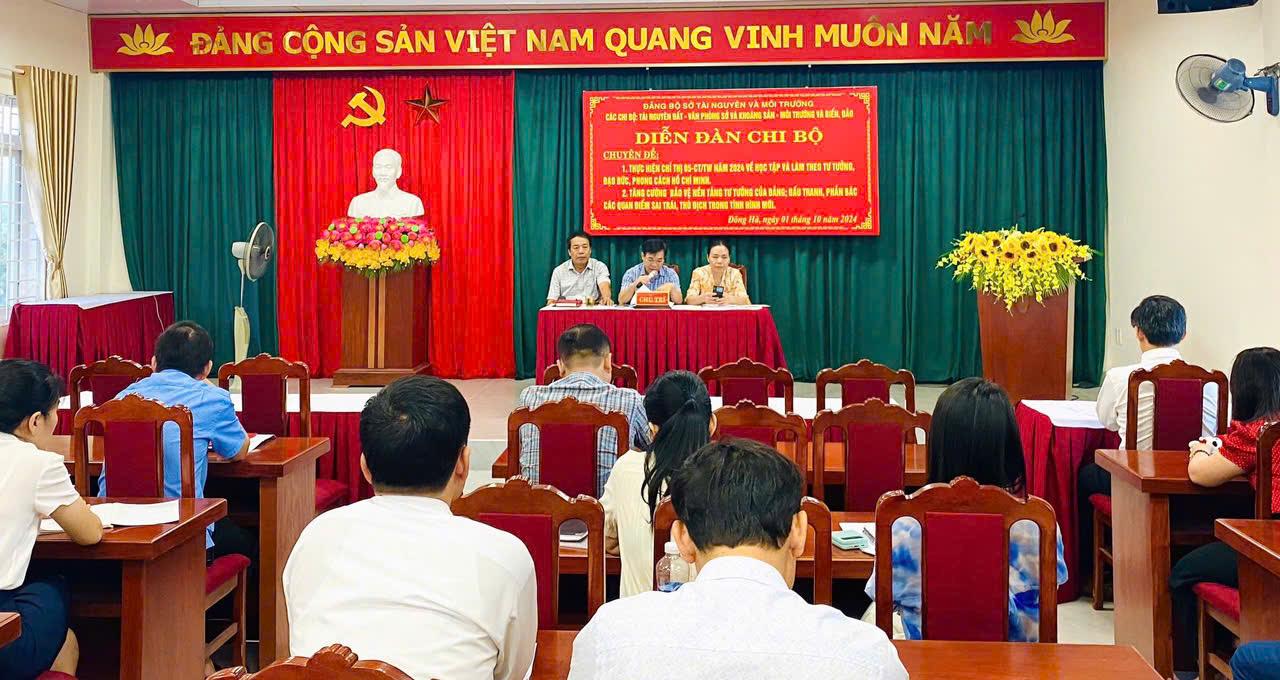 Chi bộ Tài nguyên đất, Chi bộ Văn phòng và Khoáng sản, Chi bộ Môi trường và Biển, Đảo tổ chức Diễn...